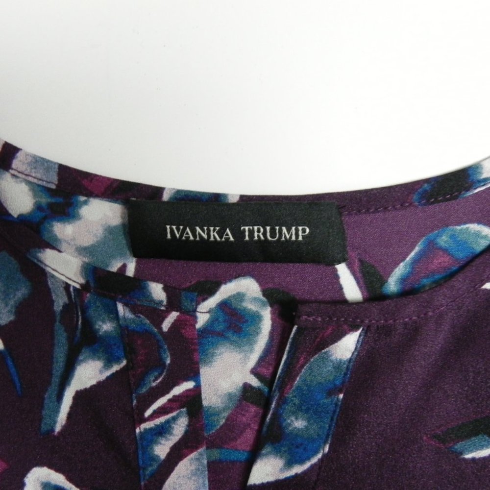 Ivanka Trump Lightweight Floral Top Size P (S) - Picture 4 of 6